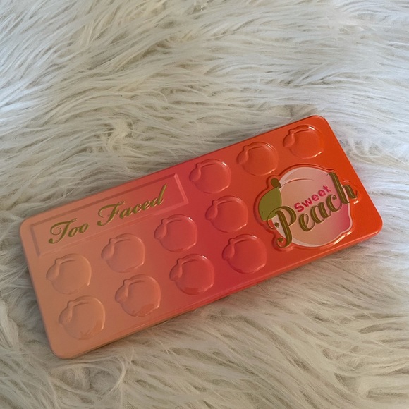 Sweet Peach Eye Shadow Palette - Picture 2 of 6